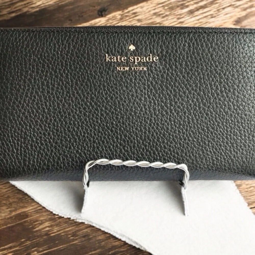 🆕Kate Spade Leila Wallet